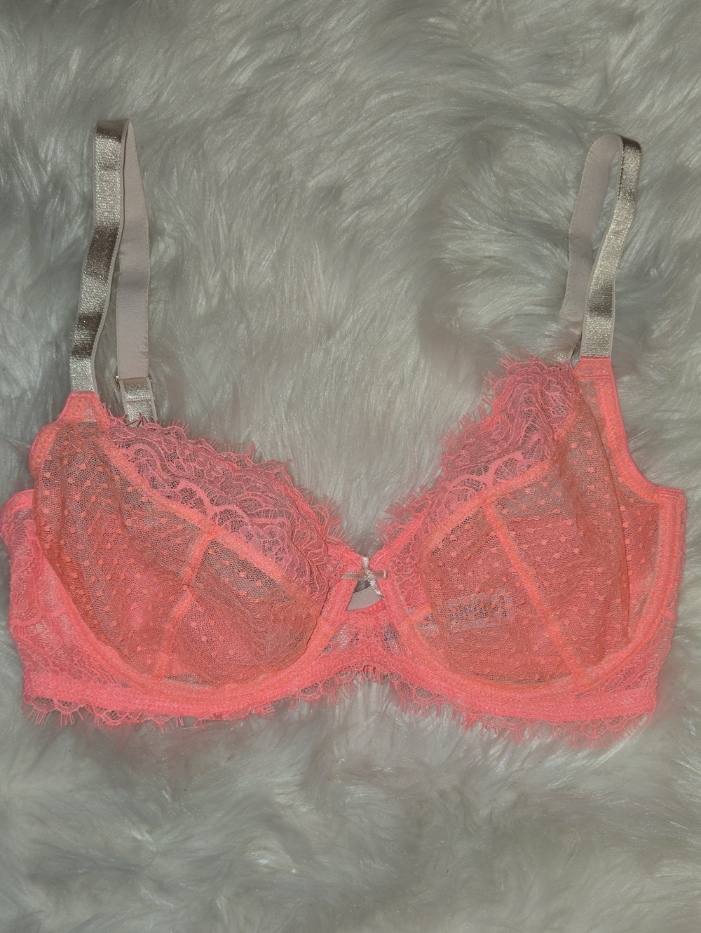 Victoria's Secret Dream Angels Coral Lace Underwire Bra SIZE 34DD